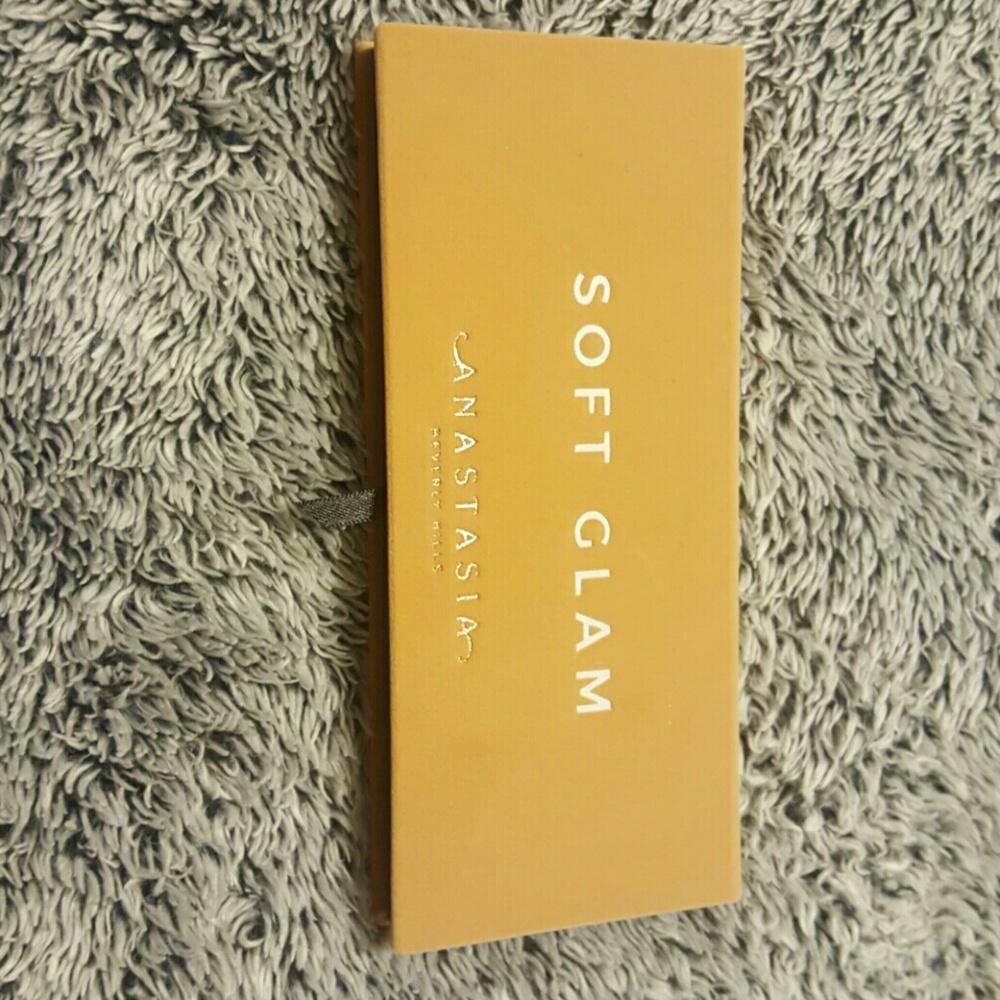 ABH Soft Glam